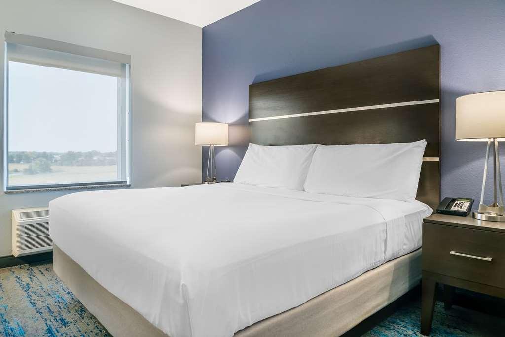 Comfort Inn & Suites Adrian Habitación foto